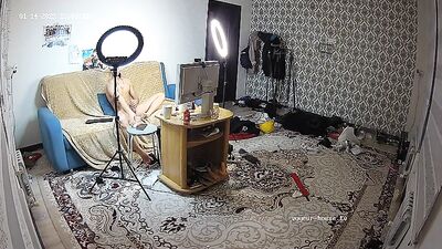 Sizzle-hot showmanship, smooth ass, SPY CAM