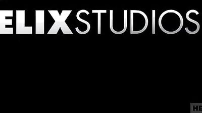 Sexy Twinks Unleashed: Hot & Naughty Action with Oral Pleasure