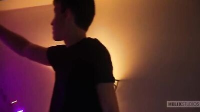 Twink Heaven - Hot Sex Porn Show Homemade Action Ass Play Bareback Handjob Oral Couple