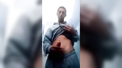 Ecuadorian Army Boy Webcam Handjob: A Latino Solo Experience!