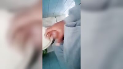 Ecuadorian Army Boy Webcam Handjob: A Latino Solo Experience!