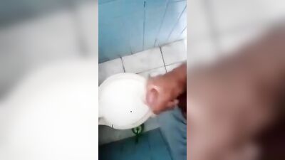 Ecuadorian Army Boy Webcam Handjob: A Latino Solo Experience!