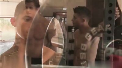 Li se yon anfòm sere guys: Big Cocks, Muscle Boys & Frat Fun! - Gay Porn Film