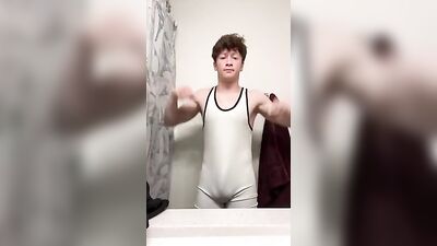 Wrestling Jocks: Teasing Twink Boys Porn