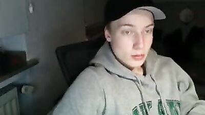 Twink Solo Web-Cam: The Ultimate Argument - Cap!