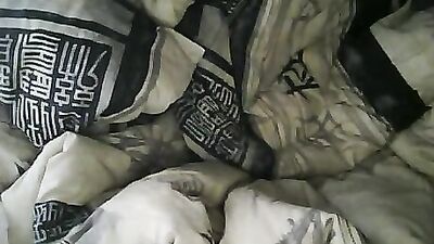 Blonde Solo Masturbates in Gay Porn!