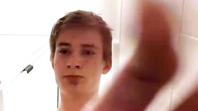 Gay Porn Twink Falls in Love with JO in College Shower