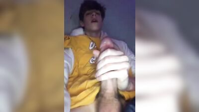 Cumming with Cute Twink Boy - Gay Porn Action