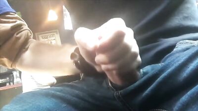 Gangbang & Cumshots in the Park: Jerk Me Off Real Quick!