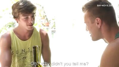 Delicious Tropical Threesome: Muscle Boys and Bareback Cum Play