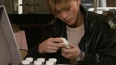 Old Desires: French Vintage Gay Porn Group Sex Action Movie