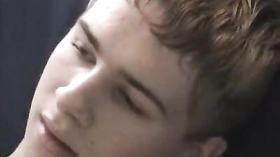 Gay Porn Helping Hand: Anatoli Teachers Ultimate Solo