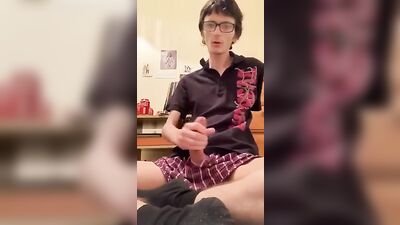 Young Skinny Twink Web-Cam Boys Steamy Solo Performance!