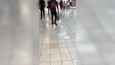 Cakes in Public Ass Play: Eating Atlantas Finest!