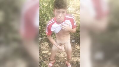 Wild Boys in Nature - Amature Solo Web-Cam Cumming