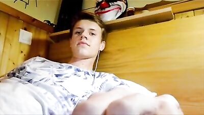 Online Hookups with Strangers - Gay Porn Meets New Dudes in Hot Action!