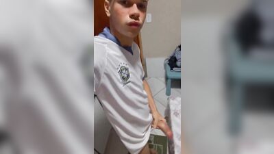 Boys Porn Explosion: Big Cock Solo Showdown!