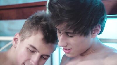Raw Sexual Encounter - Bareback Couple Duo Bedroom Gay Porn Videos