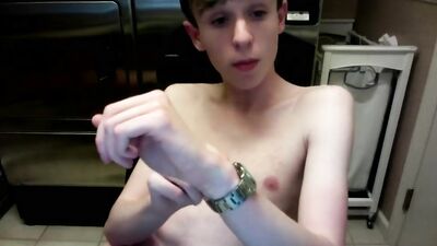 Young Amateur Jock Jerks Off on Cam Boys Porn