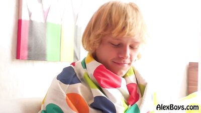 Surfing Fun! Bobbys Gay Porn Adventure