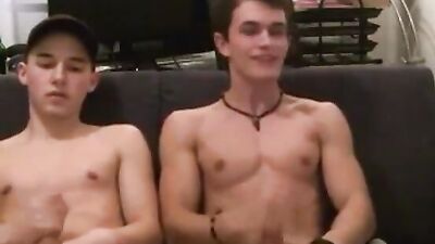 Double Dnz Wanking: Two Amateur Big Cocks Join Forces