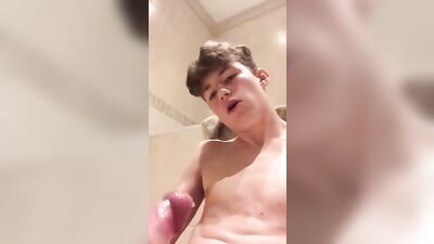 Gay Porn All-Stars! Bisexual Blowjobs & Cum Shots!