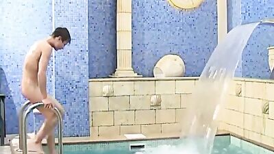 Huge Cocks Gay Porn: Explore Your Fantasies with Hot Men!