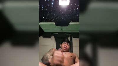 Black Jock Cum in Car Twink Porn - The Ultimate Experience!