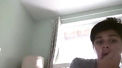 Gay Porn Standing Web-Cam Wanking: Ready for Action!