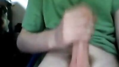 Cumming Quick for Web-Cam Porn