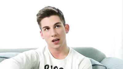 Je serai en bas Gay Porn Videos - A Cute Canadian Boy Bottoms for Sexy Jake in Wild Anal Action