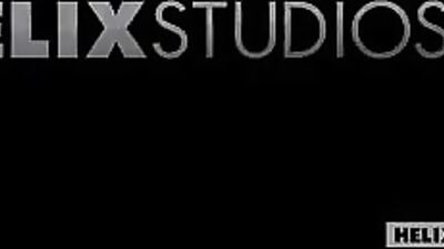 Sexual Heat in the Gay Sex Room!