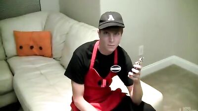 Gay Porn Twink Inmate Ass Banged By The Warden