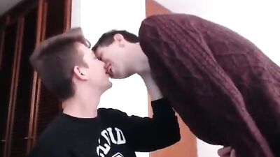 Entre Frere College Roommates Expose Their Secret Gay Porn Life!