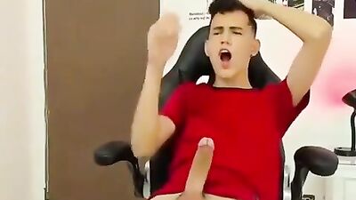 Gay Twink Porn - Online Fun with Friends!