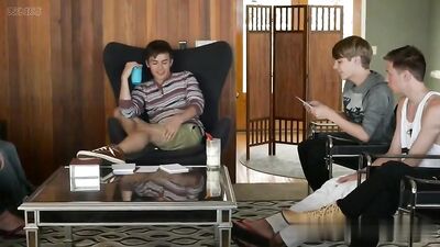 He would eat lunch at the neighbours - A Hot and Steamy Oral Action!