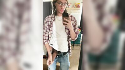 Mirror Cam Boy Selfie - Exploring Gay Porns Hottest Amateurs!