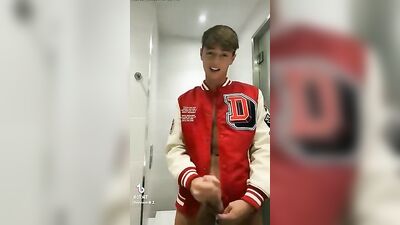 College Big Cock Teen Shoot Gay Porn!