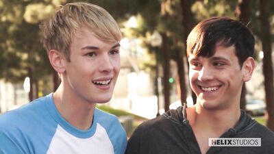 Scottys Flip Flop Fury - Gay Porn Public