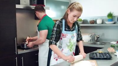 Gangbang Bisexuals in the Kitchen: Twink Boys Porn!