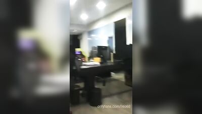 Gay Porn Teenboy Sucking Intoilet: Wild Action with Huge Cocks!