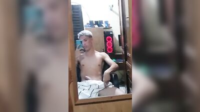 Satisfy Your Gay Porn Cravings: Old-School Handjobs and Voyeurism