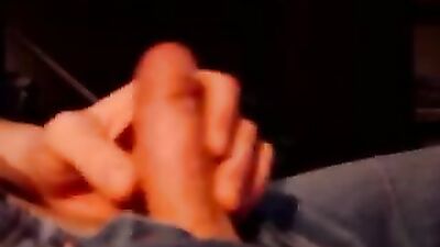 Gay Porn Close-Ups: Cumming Boys in Action