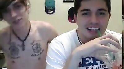 Young Gay Couple Web-Cam Adventure