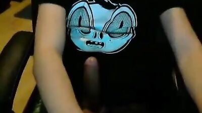 Blue eyed alien: The return of the sexy intergalactic creature in hot gay action!