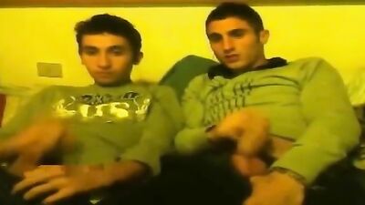 Young Twink Studs Get Jiggy With Their Buddies In Gay Porn!