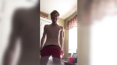 Ginger Boy Porn Shoots Big Load: Cum Shots Redheads Solo!