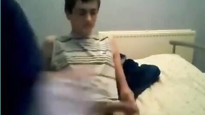 Bip cam caught dunk boys - Gay Porn Video