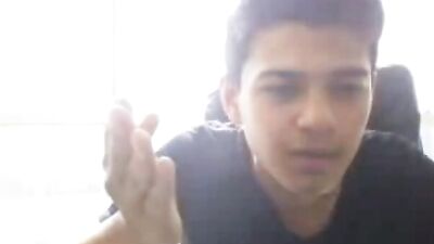 Straight Boys Show Their Dicks in Gay Teen Porn!