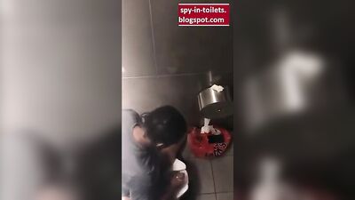 Black Toilet Spy: Big Dick Exposed!